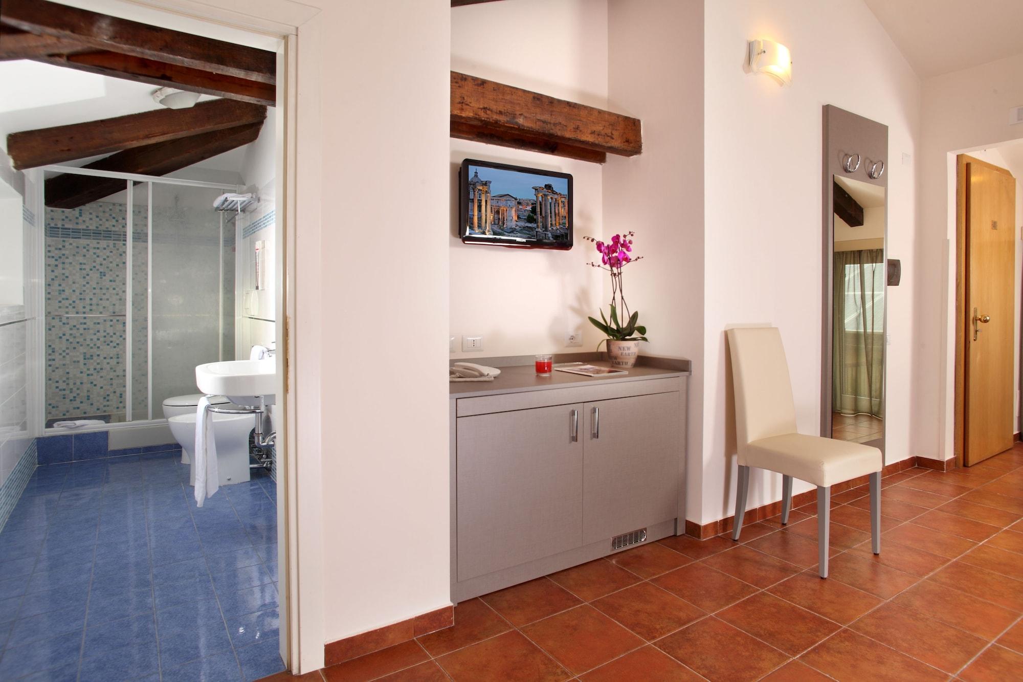 Hearth Hotel Rome